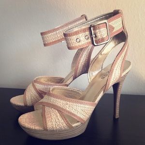 New!Guess Natural High Heels